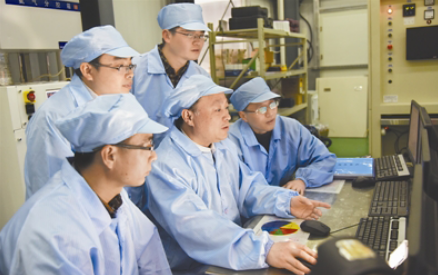 江西重獎江風(fēng)益團(tuán)隊1000萬